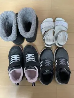 スニーカー、サンダル、長靴18センチ　よりどり2足1300円