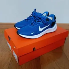 NIKEレボリューション 22.5