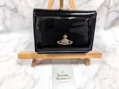 ♡新品未使用♡ ヴィヴィアンウエストウッド　三つ折り　黒　913VW107