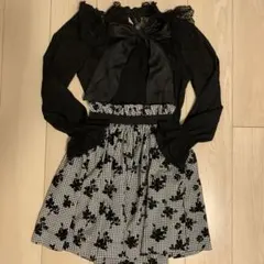 evelyn 黒 フリルリボン長袖トップス スカート セット