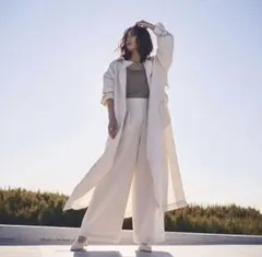 anuans アイボリー