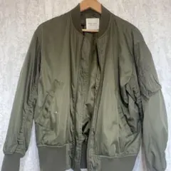 【美品】FREAK'S STORE MA-1 フライトジャケット カーキのサムネイル