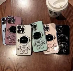 ☆宇宙飛行士スタンド付き☆ iPhone12pro  ソフトケース パープル