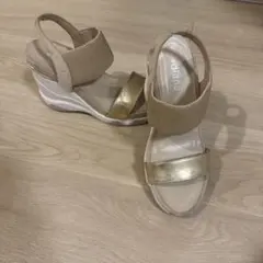 Dianaベージュ ウェッジソールサンダル