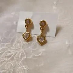 ハート型クリスタル吊り下げピアス