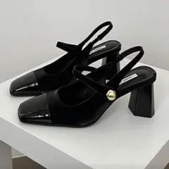 ブラック ストラップ付き パンプス 太ヒール