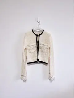 Item thumbnail for item 1764ec50-ce1a-4371-841e-8c402898721f