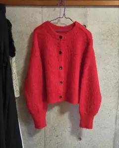 N. Natural Beauty Basicクルーネックフェザーカーディガン赤