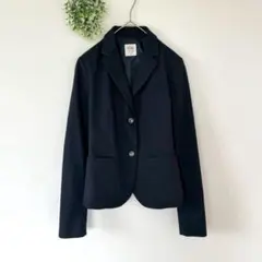 ギャップ［XS］上品クール◎さらり軽やか◎袖裏ストライプ柄◎テーラードジャケットのサムネイル