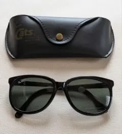 r*4様 Persol 折りたたみ式 サングラス ブラック(珍品)714 イタリ