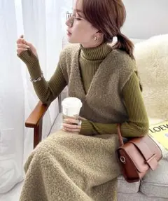 美品　フェイクリングウールVネックジャンパースカート