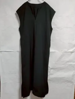 LAUTREAMONT フレンチスリーブワンピース　Vネック ダークグレー　40