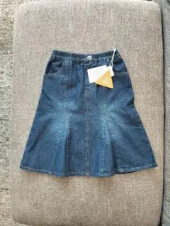 Item thumbnail for item e3769575-0100-42e3-a7c3-7a794f06543e