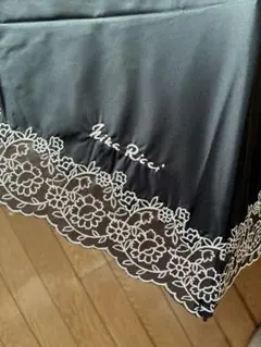 Nina Ricci 日傘 ブラック レース縁取りのサムネイル