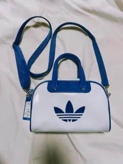 adidas ショルダーバッグ KC9044 ホワイト/ブルー