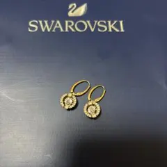 SWAROVSKI ピアス