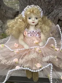 若月まり子さんすずらん 花の妖精ビスクドール - メルカリ