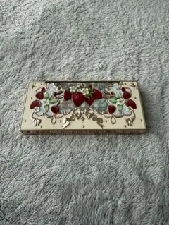 フラワーノーズ ストロベリーロココ アイシャドウパレット アイスクリームラテ