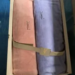 Yves Saint Laurent フリースブランケット 2枚セット