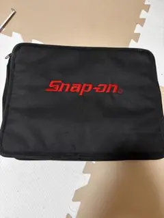 スナップオン　レザー　ペンケース　筆箱　未使用　限定　レア スナップオン レザー ペンケース 筆箱 未使用 限定 レア - メルカリ