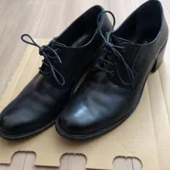 レースアップシューズ