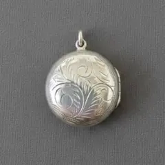 【純銀925】ロケットペンダントトップ ヴィンテージ 手彫り 彫金 ※トップのみ