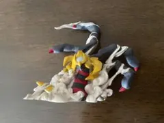 非売品　ポケモン ギラティナ フィギュア