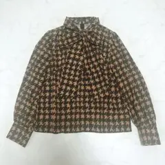 美品　ダイアグラム　チドリプリントボウタイブラウス　ブラウン　38