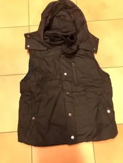 美品レイジブルーのリバーシブルダウンベスト