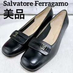 極美品Salvatore Ferragamo ブラックパンプスガンチーニスクエア