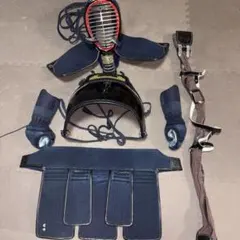 美品】剣道防具一式セット 小学生用剣道着・袴付き（清潔・丁寧に保管 