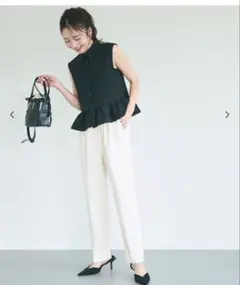 coca アイボリー　ウエストゴム　リボン付きテーパードパンツ　S 美品