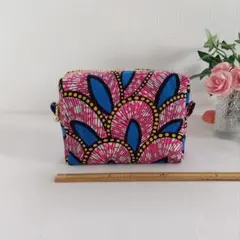 ミニスクエアポーチ　アフリカンプリント(羽)　ファスナーポーチ　ハンドメイド