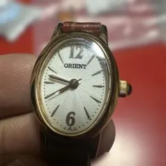 ORIENT レディース 腕時計 クォーツ ゴールドカラーのサムネイル