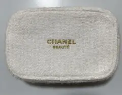 CHANEL BEAUTE 2024クリスマスコフレ　ポーチ