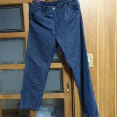 ダークブルーデニムパンツ