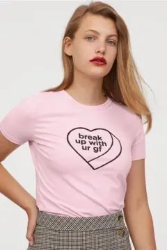 H&M アリアナグランデ コラボ Tシャツ ピンク ミニT