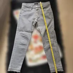 グレー ハイウエスト ストレートデニムパンツ