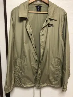 【NIKE SB】ナイキ　ナイロンジャケット　ベージュ系