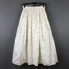 Dupion Beej Embroidery Tuck Gather Skirtのサムネイル