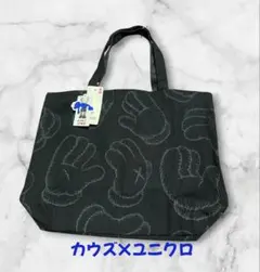 新品美品　ユニクロ×カウズ トートバッグ　エコバッグのサムネイル