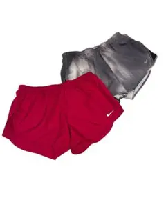 【美品】2枚セット Nikeランニング用ショートパンツ 赤 白✖️黒 レディスM