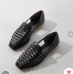 【新品未使用】menue ブラック フラットヒール グルカサンダル
