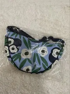 marimekko フラワーパターン ボディバッグ