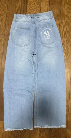 デニムパンツ ヤンキース 刺繍
