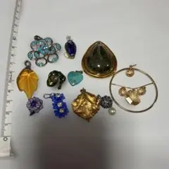 ペンダントトップ まとめ売り ヴィンテージ チャーム ガラスストーンターコイズ風