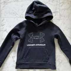 UNDER ARMOUR 裏起毛パーカー ブラック 140㎝のサムネイル
