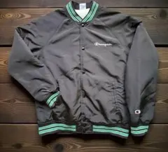 チャンピオン スタジャン インナーボア 刺繍ロゴ 目付き ブラック L