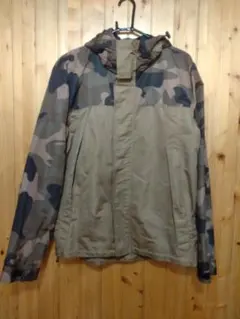 迷彩 マウンテンパーカー