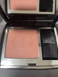 ディオールスキンルージュブラッシュ　チークカラー343